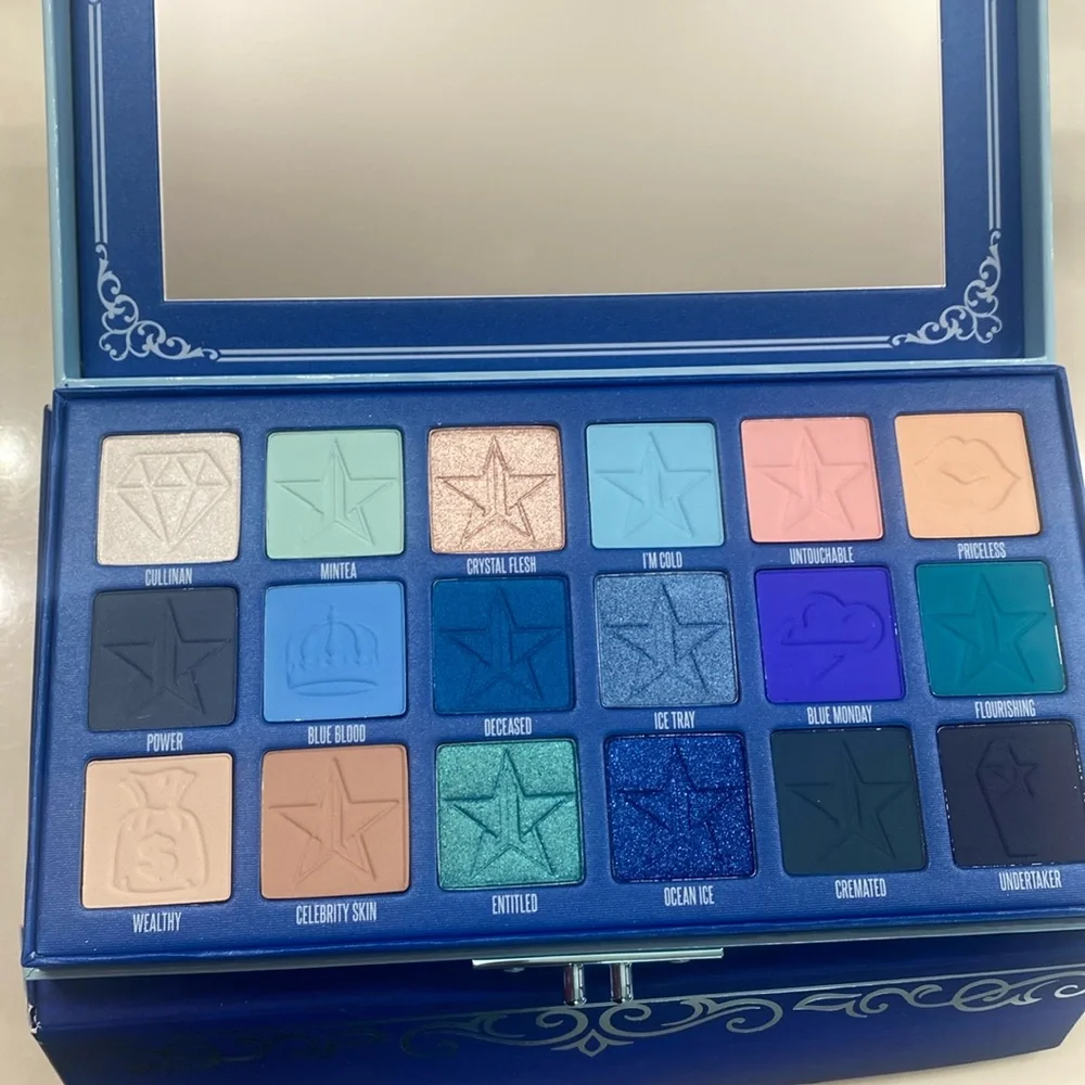 Blue blood eye shadow palette‎ by Jeffree Starr